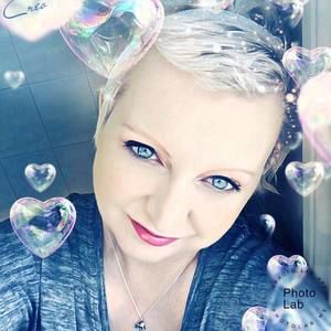 Meet your Posher, Katrina